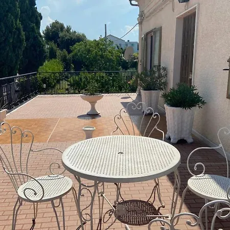 Holiday home Relax Tra Campagna, Mare E Montagna *