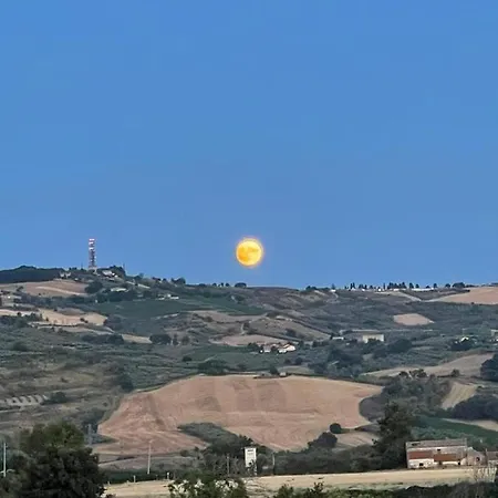 Holiday home Relax Tra Campagna, Mare E Montagna Scerni